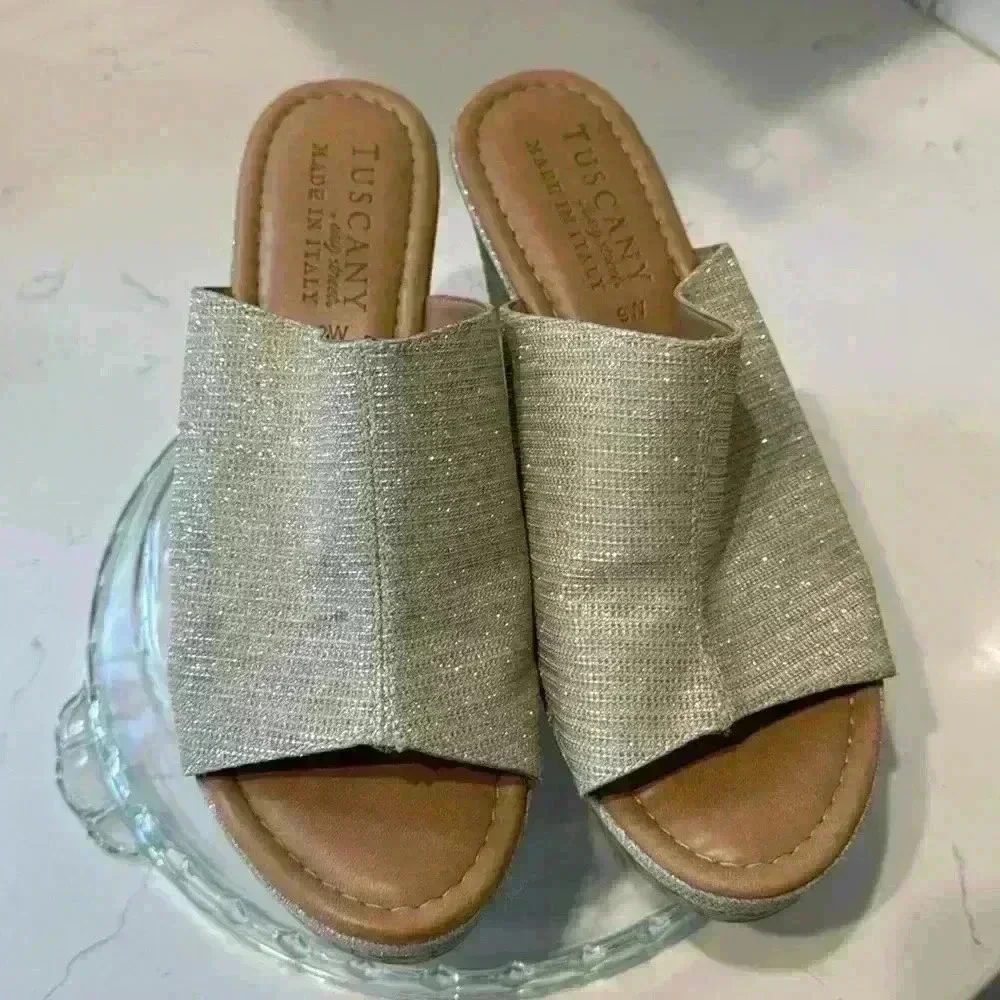 Tuscany Easy Streets Slip on Mule Style Wedge Sandals size 9W pre-owned
